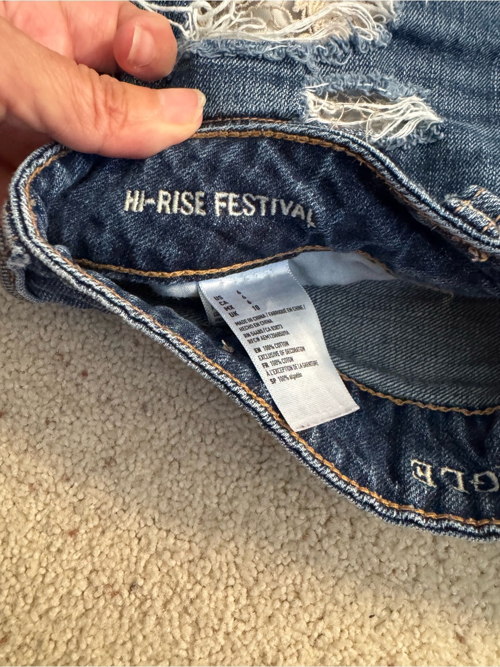 American Eagle Outfitters Dark Blue Distressed Denim Shorts Size 6 - Picture 4 of 9